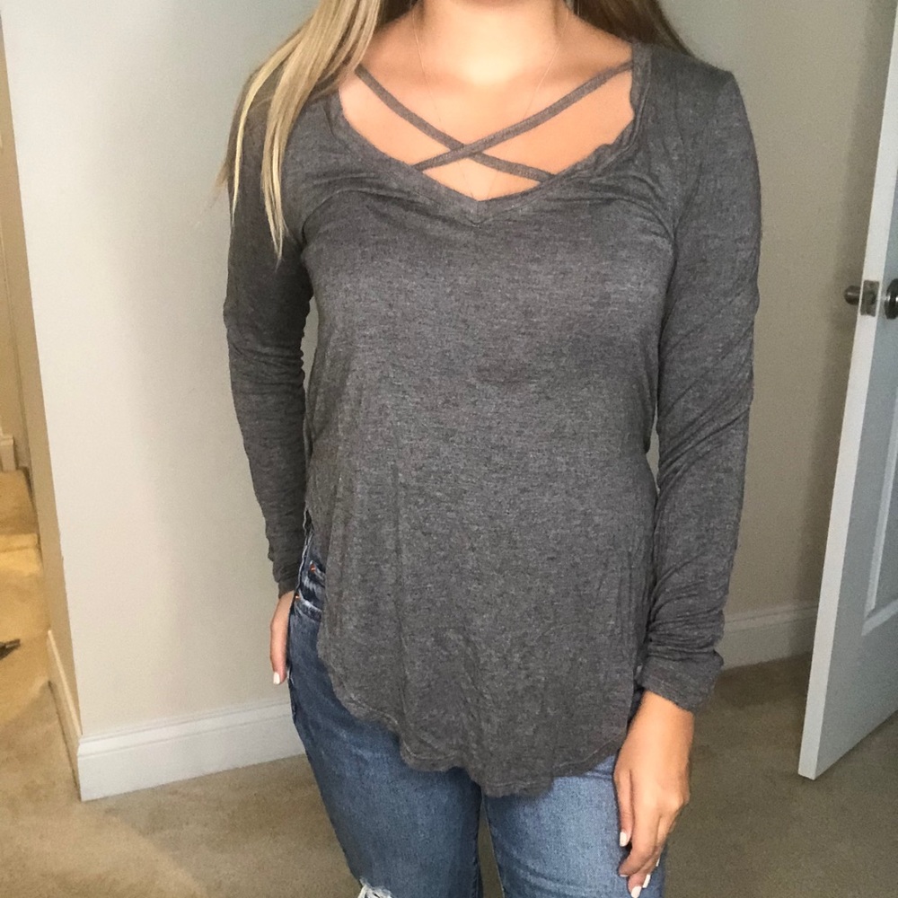 criss cross long sleeve - Picture 2 of 4